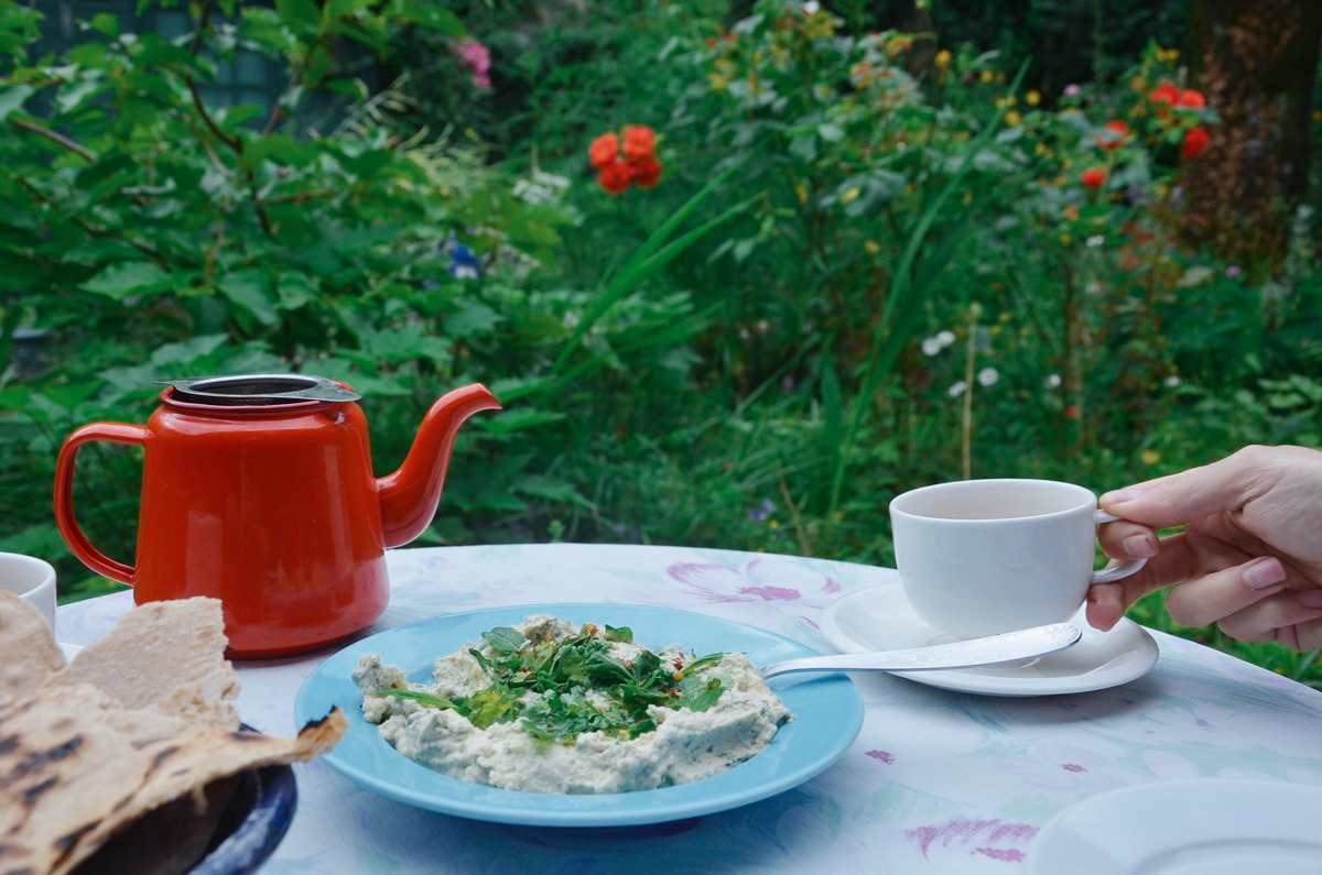 Houmous aux herbes fraîches